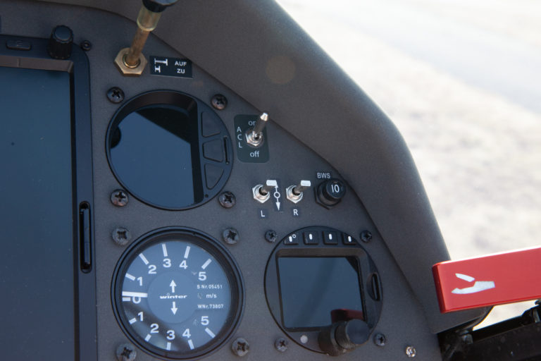 The bug wiper the joint system fits any type of glider.